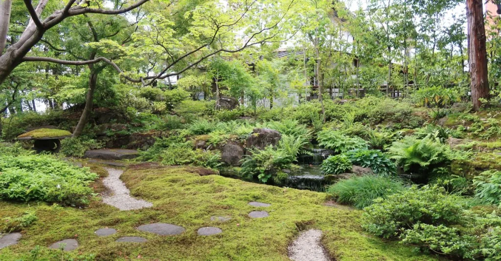 aménagez votre petit jardin avec des idées de paysagisme créatives et faciles à réaliser pour transformer votre espace extérieur en un coin de paradis.
